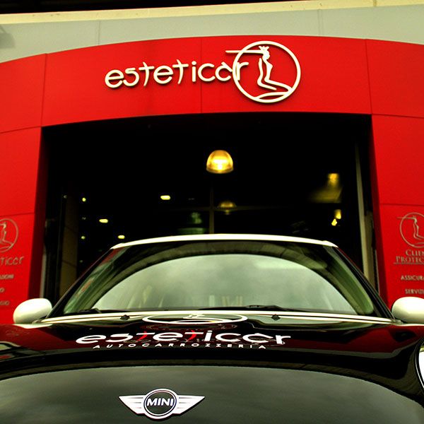 Servizio Autocarrozzeria